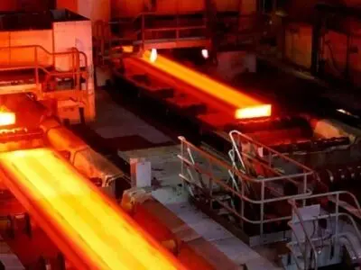 بدء ترکیب أجهزة اول مصنع للحدید الاسفنجی الایرانی فی الصین