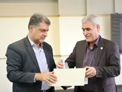 اهدای تجهیزات کاهنده مصرف آب به اداره‌کل زندان‌های استان همدان