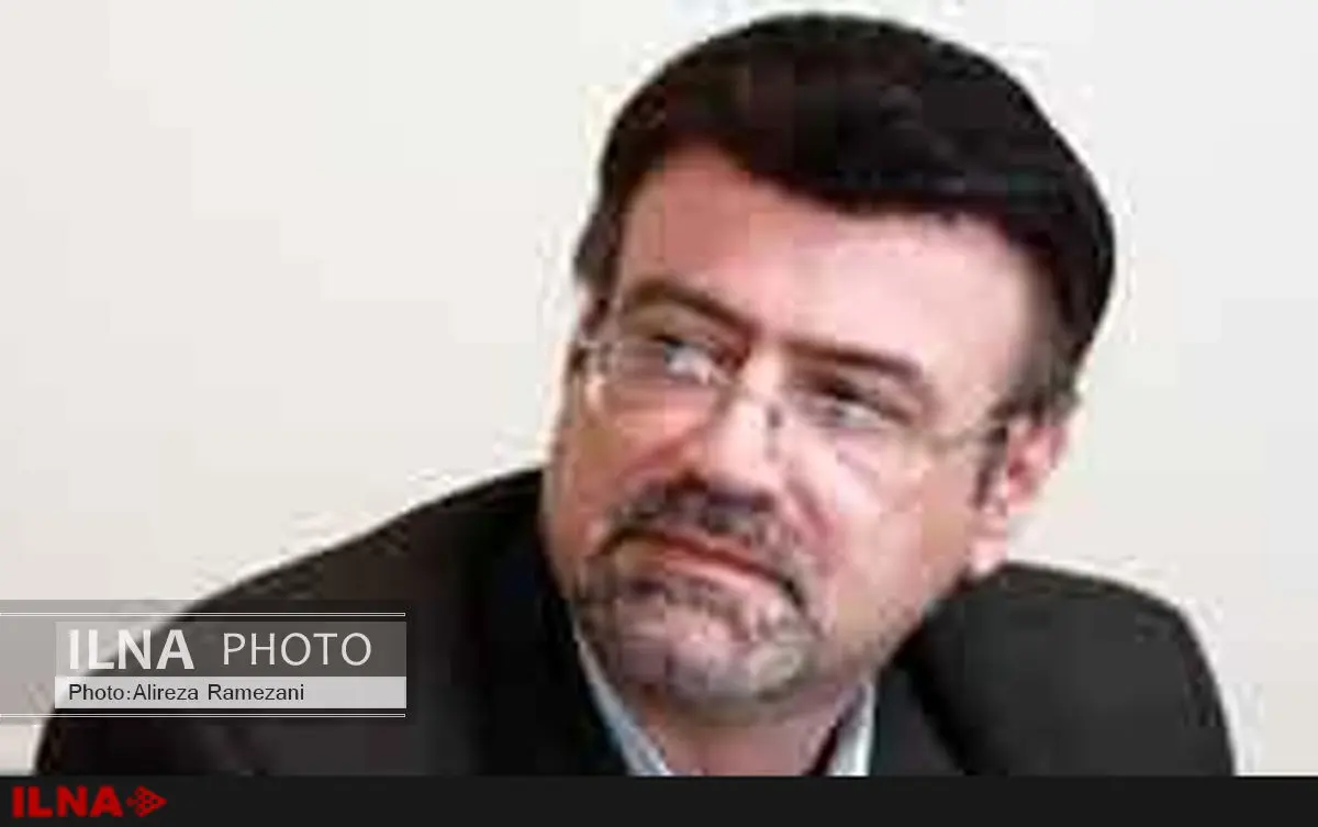 بورس و بانک در ایران رقیب یکدیگرند/ افراد فعال در بورس باید ریسک و نوسان آن را بپذیرند
