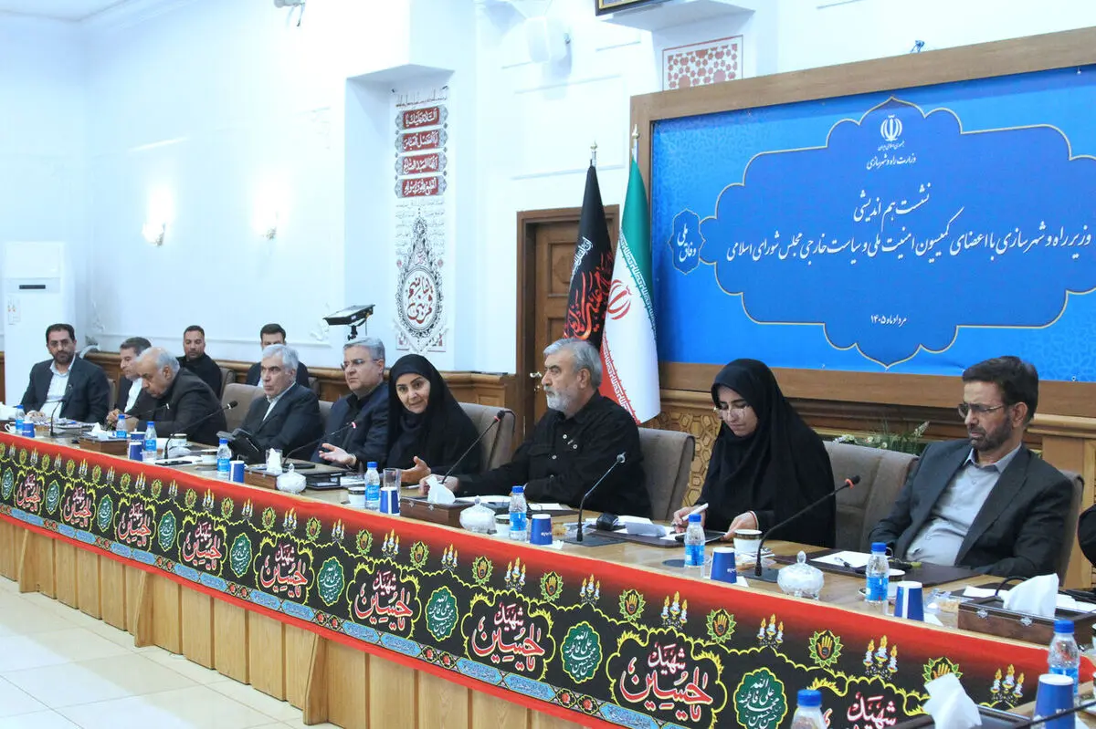 اقدامات وزارت راه برای بازسازی زیرساخت‌های آسیب‌دیده در جنگ بررسی شد
