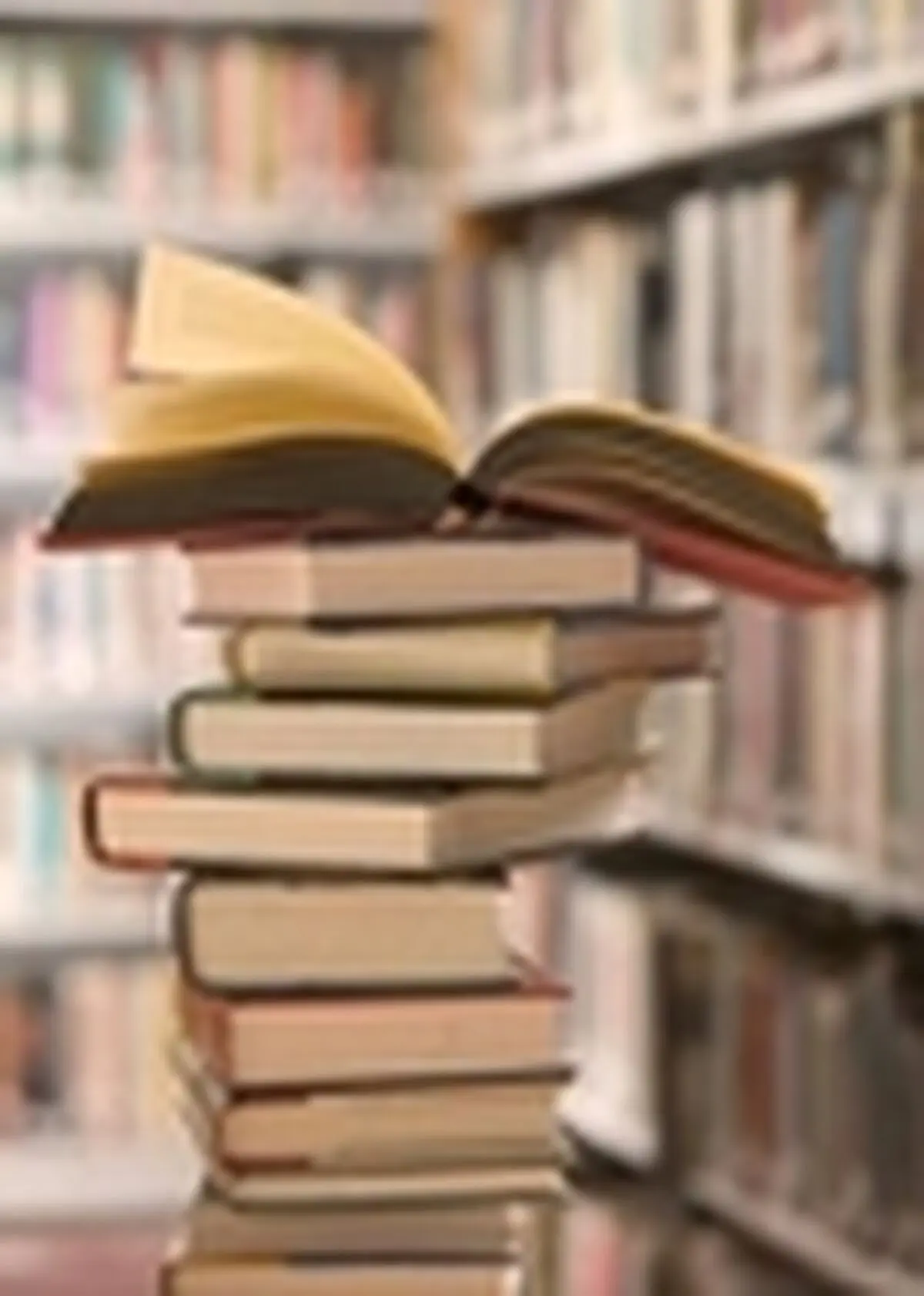 برگزاری نمایشگاه کتاب در هفته کتاب و کتابخوانی در ساری