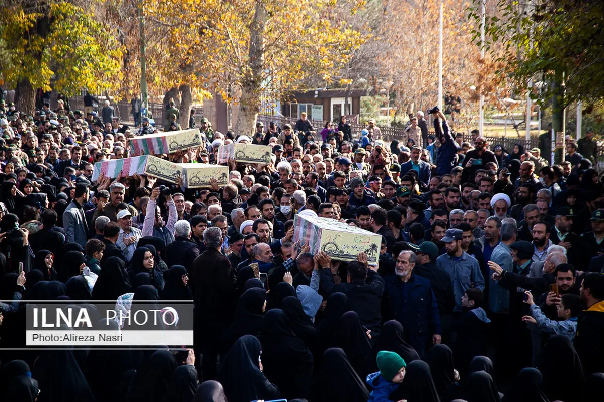 پیکر هشت شهید گمنام دفاع مقدس در قزوین تشییع شد