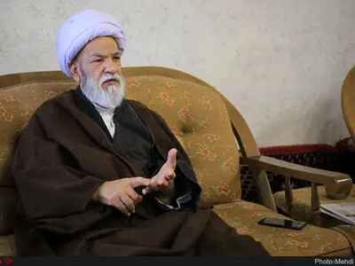 وضعیت فعلی مثل زمان شاه‌سلطان حسین شده است/ مصلحت ریاست مجمع در دست رهبری است/ دغدغه این را داریم روزی نیاید که مردم به ما گوش نکنند