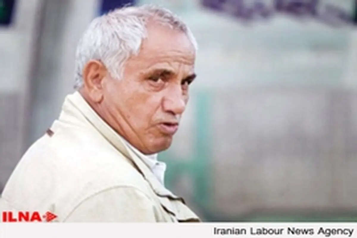 شرفی: برخی‌مربیان در کودکستان هم فوتبال بازی نکرده‌اند / فدراسیون درباره وینگادا اشتباه‌کرد